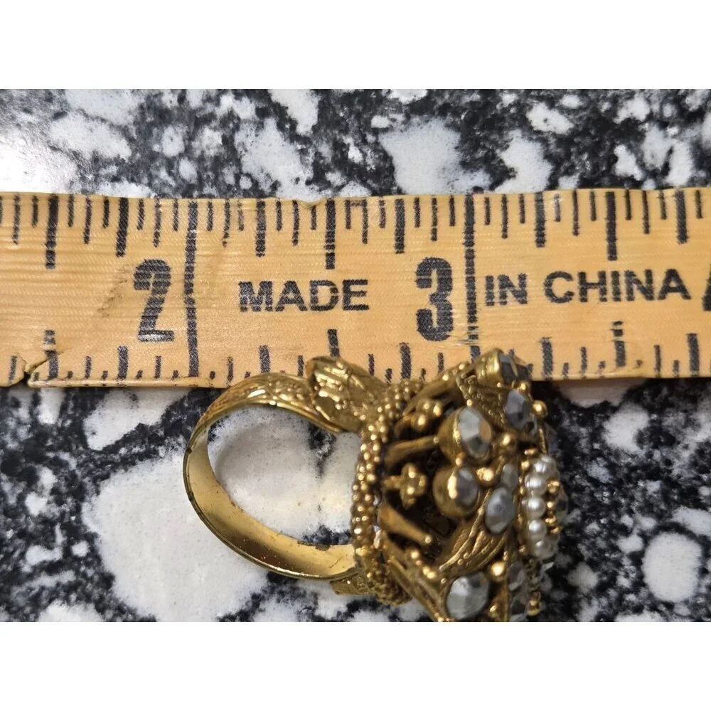 Vtg Florenza Ornate Gold Tone Rhinestone Faux Pearl Cocktail Ring Filigree